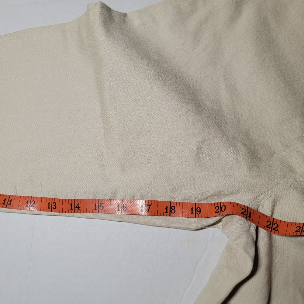 NYDJ Ariel Crop Size 10 Lift Tuck Technology Capri Cream Color - Picture 9 of 13